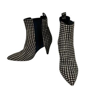 VERONICA BEARD Fur Houndstooth Print Chelsea Boots size 6.5